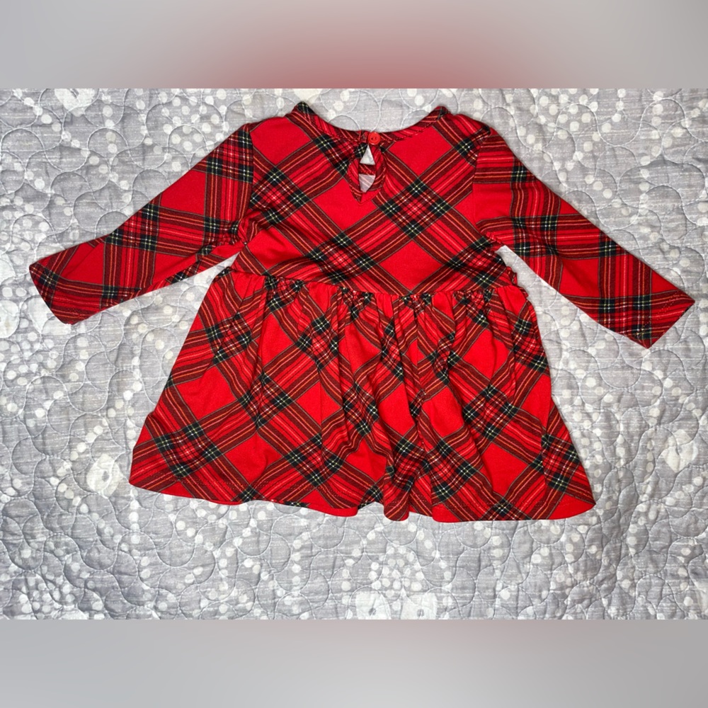 Cute plaid baby dress - Picture 2 of 2
